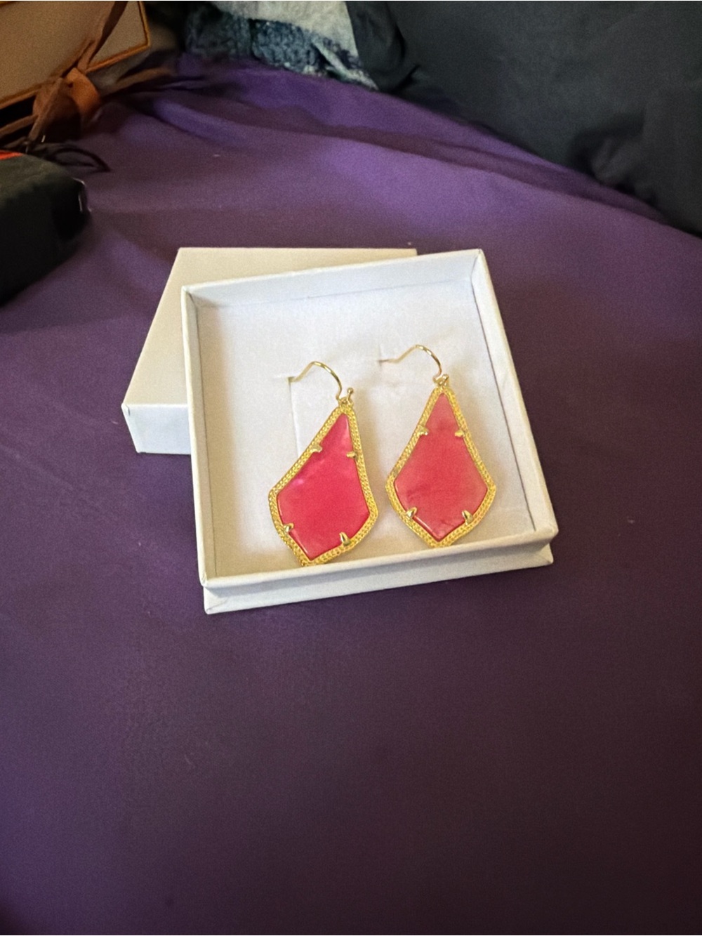 Kendra Scott Pink Teardrop Gold-Trim Earrings